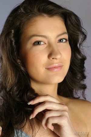 Ganna A – Slim brunette shows her pussy photo 3