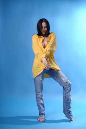 Daniel B – Brunette in blue studio photo 4