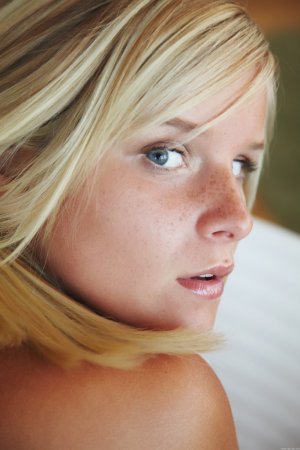 Miela A – Blue eyed blonde teen naked photo 12