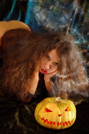 Idoia A – Solo on Halloween photo 9