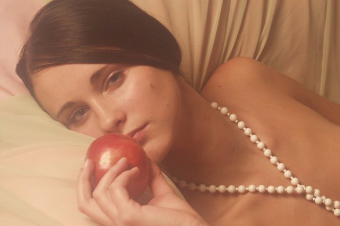 Lena O – Sexy babe with apple photo 11