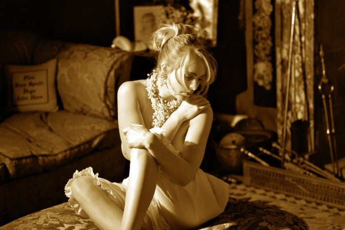Allison A – Divine lady in black and white set photo 2