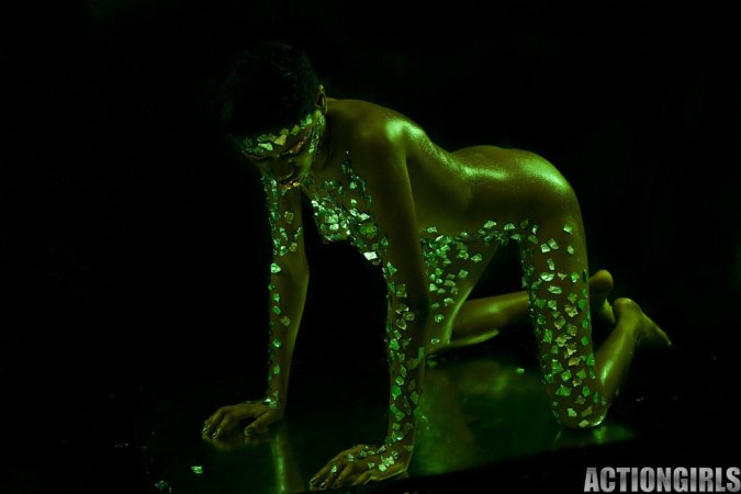 Cedez Jonez – Naked, painted and hot photo 12