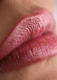 click to see large photo