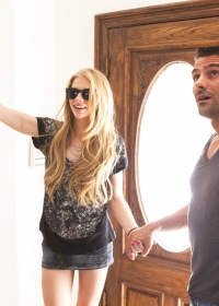 click to see large photo