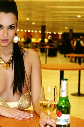 click to see large photo