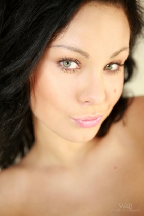 click to see large photo