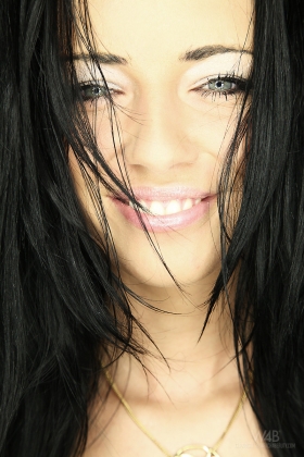 click to see large photo