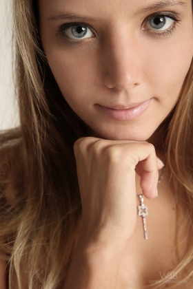 click to see large photo