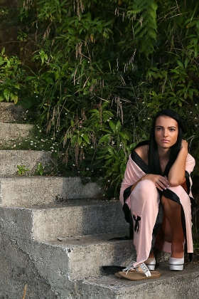 click to see large photo