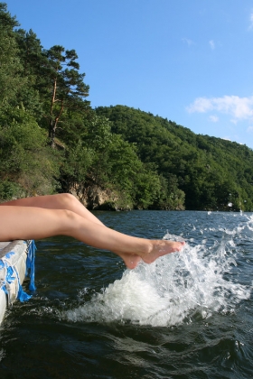 click to see large photo