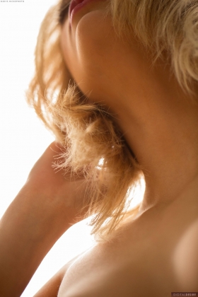 click to see large photo